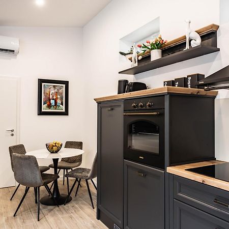 Luxury City Center House Сплит Экстерьер фото